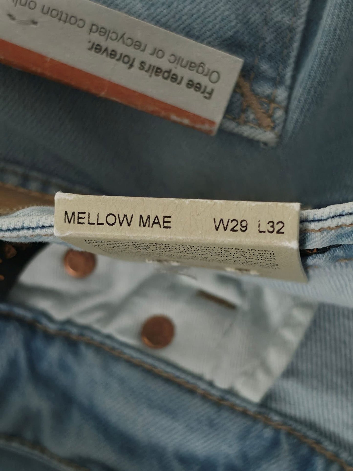 NUDIE JEANS Mellow Mae Summer Breeze Slim Size W29 L32 Light Blue Stretch NWT