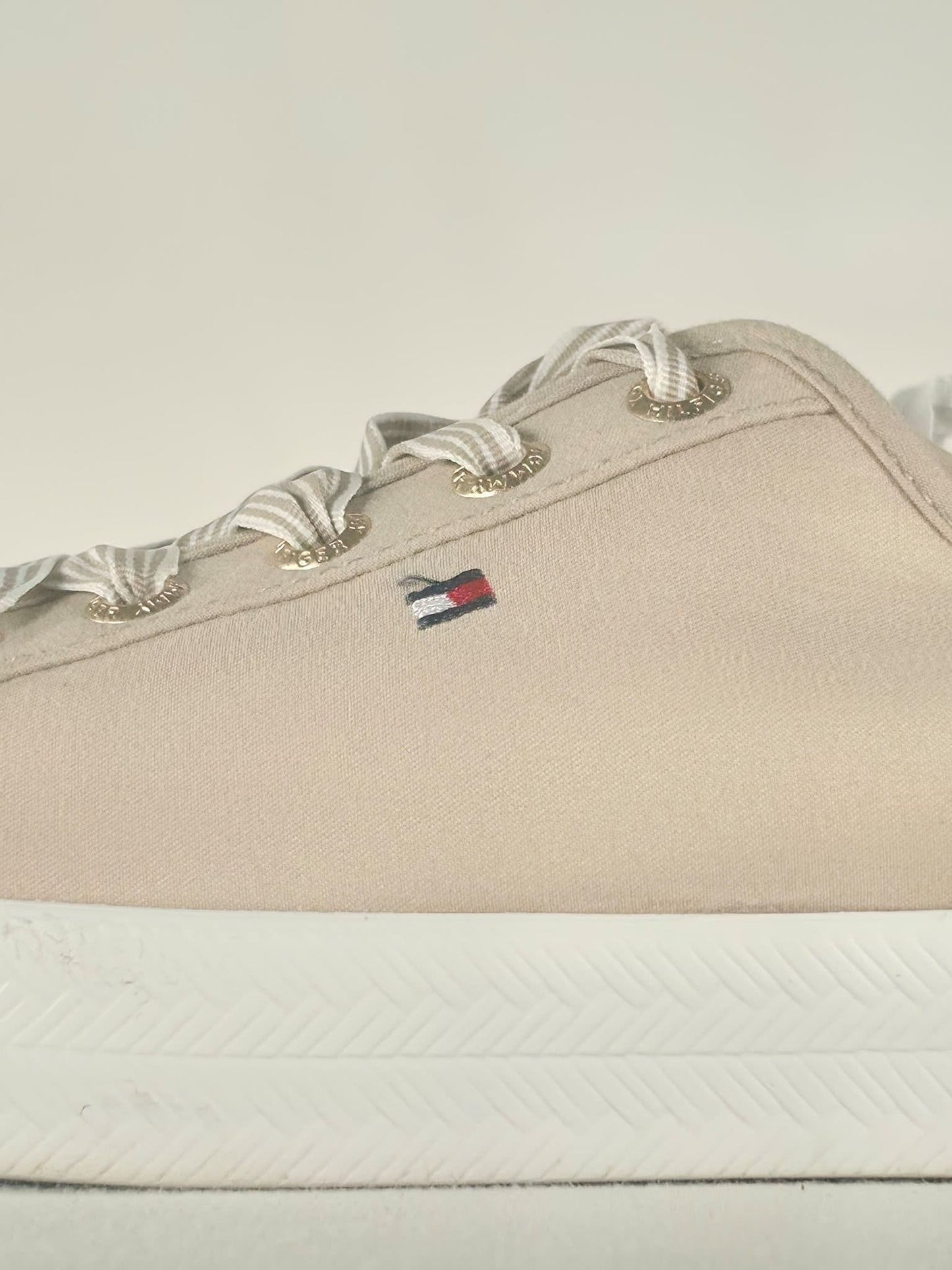 TOMMY HILFIGER Canvas Sneakers Shoes Size 37 Beige Ribbon Laces Premium