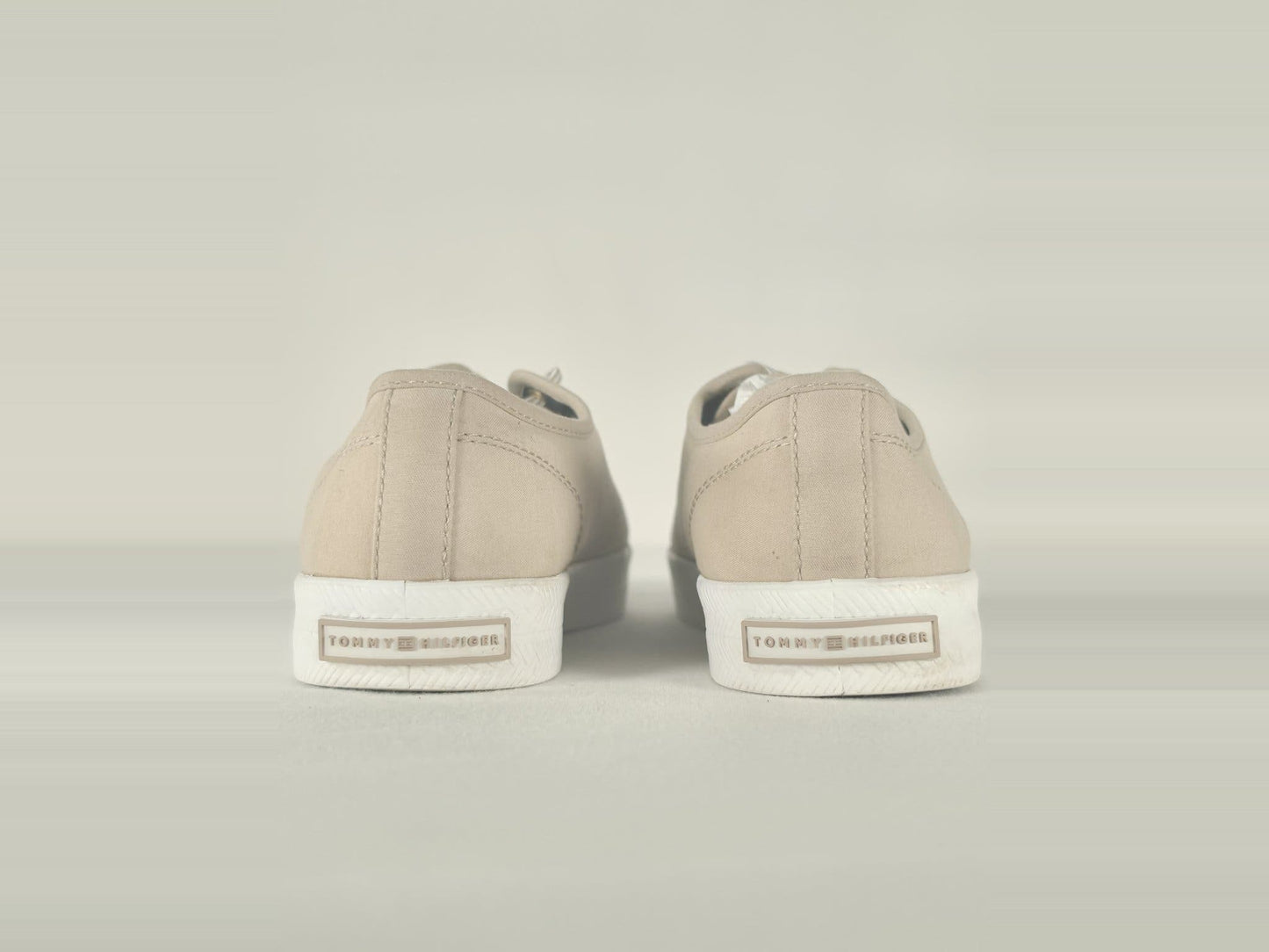 TOMMY HILFIGER Canvas Sneakers Shoes Size 37 Beige Ribbon Laces Premium