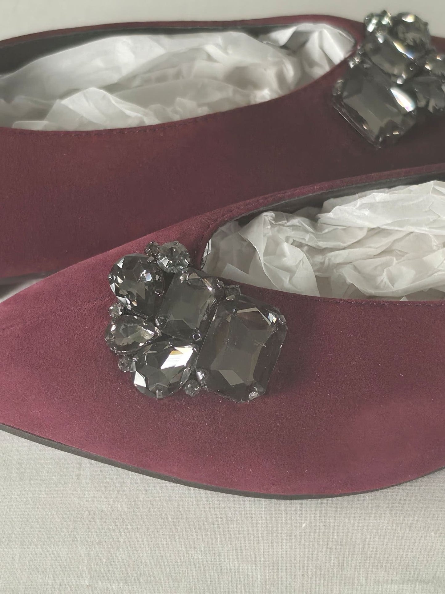 VAGABOND Burgundy Suede Ballerina Flats Shoes Gem Crystals Size 36
