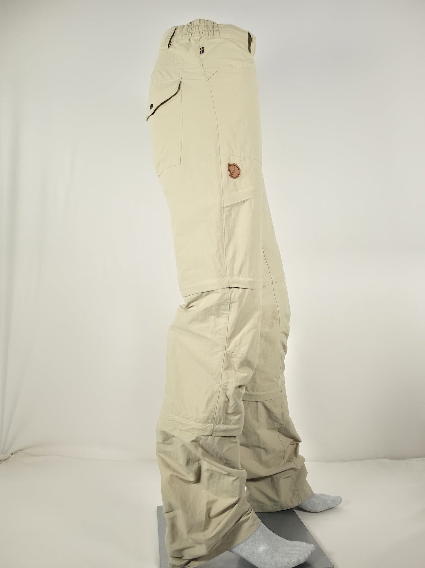 FJÄLLRÄVEN Daloa MT 3 Stage Trousers Size 38 Women's Beige Convertible Pants