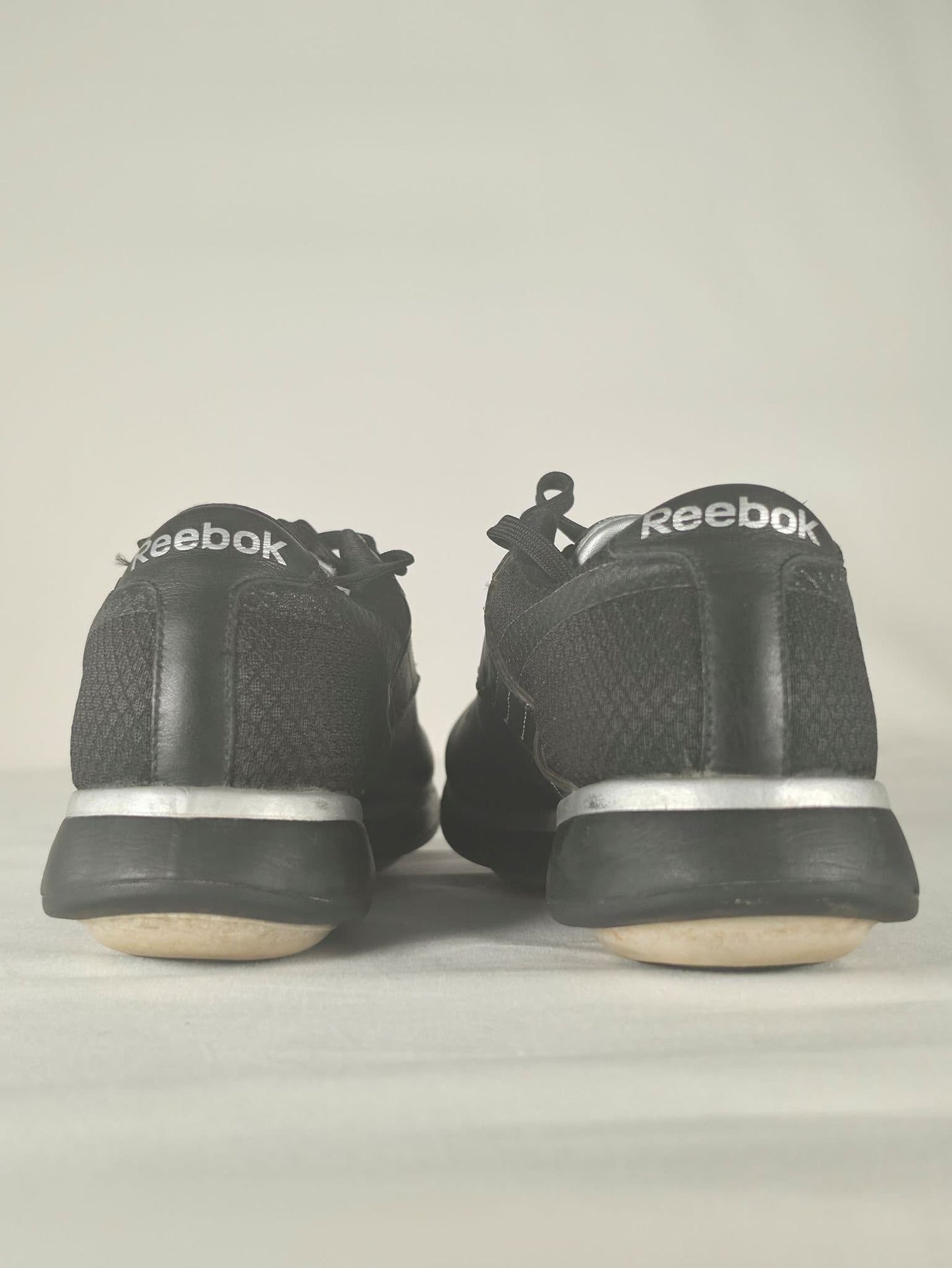 REEBOK EasyTone Gore-Tex Shoes Sneakers Size 39 Black Waterproof Premium Smart