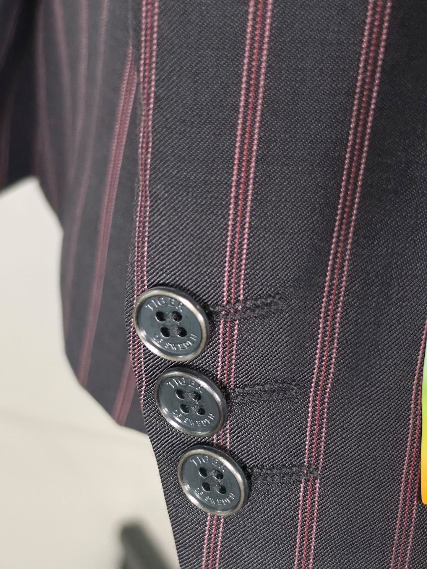 TIGER OF SWEDEN Major Blazer Size 50 Dark Grey Red Black Pinstripe 100% Wool