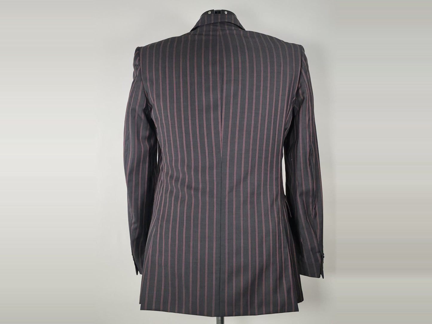 TIGER OF SWEDEN Major Blazer Size 50 Dark Grey Red Black Pinstripe 100% Wool