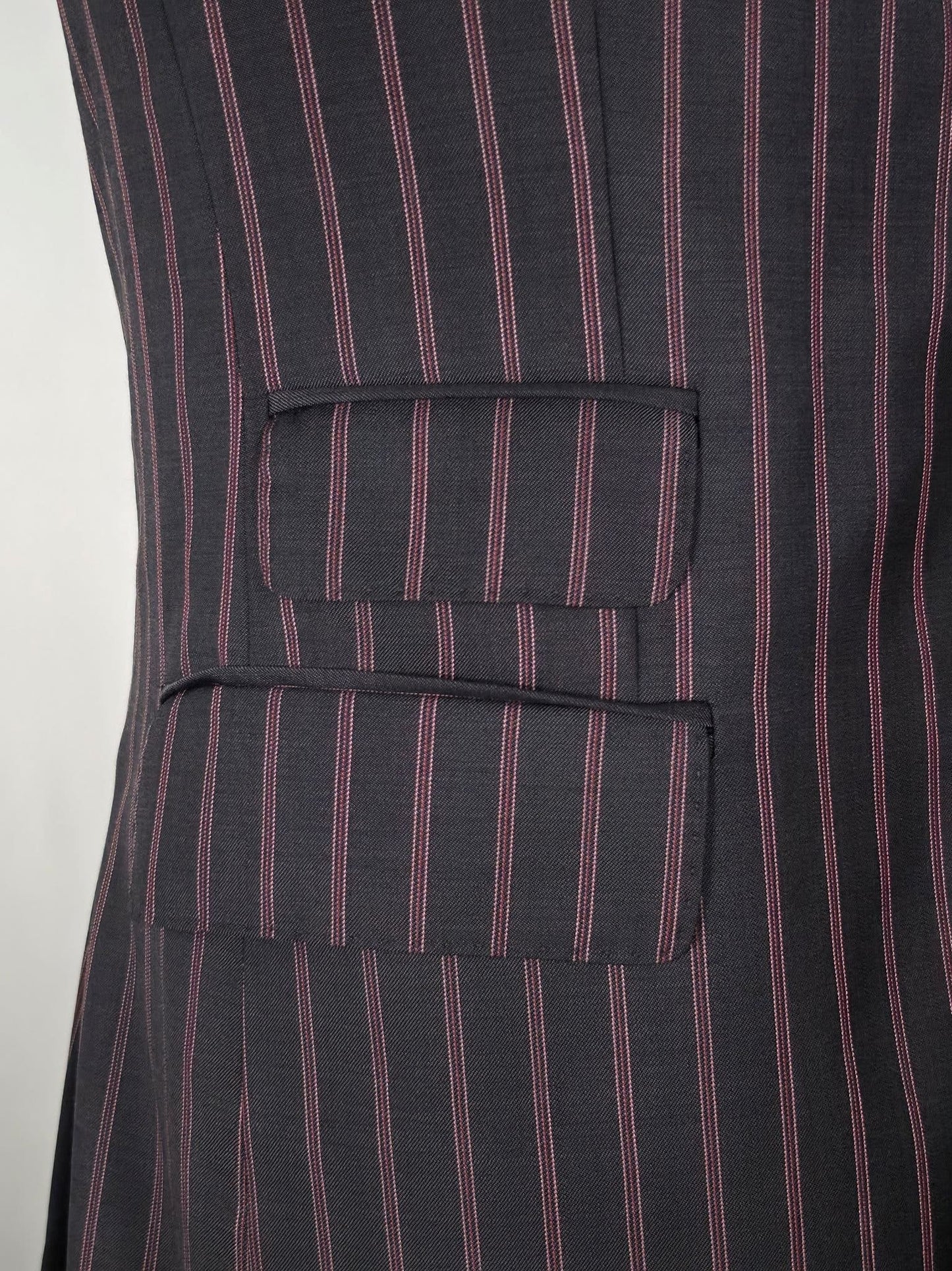 TIGER OF SWEDEN Major Blazer Size 50 Dark Grey Red Black Pinstripe 100% Wool
