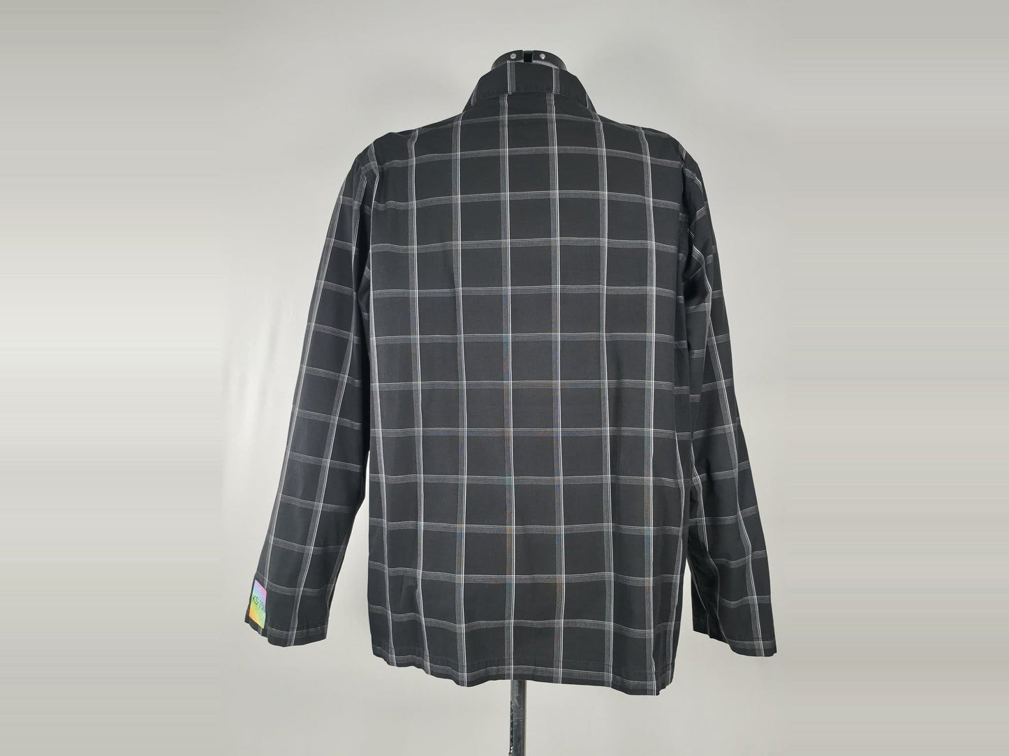 HUGO BOSS Plaid Shirt Size XL Black White Checked 100% Cotton Premium Casual